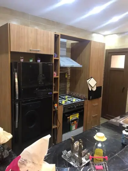 مطابخ خشب مودرن — من أعمال الجندي جينوفا بالمنصورة (32)